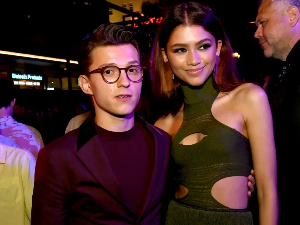Zendaya esclarece rumores de casamento com Tom Holland